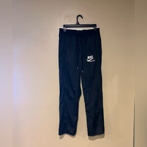 Nike Women's Size Small Black Track pants Size Zipper Pockets Elastic Waist